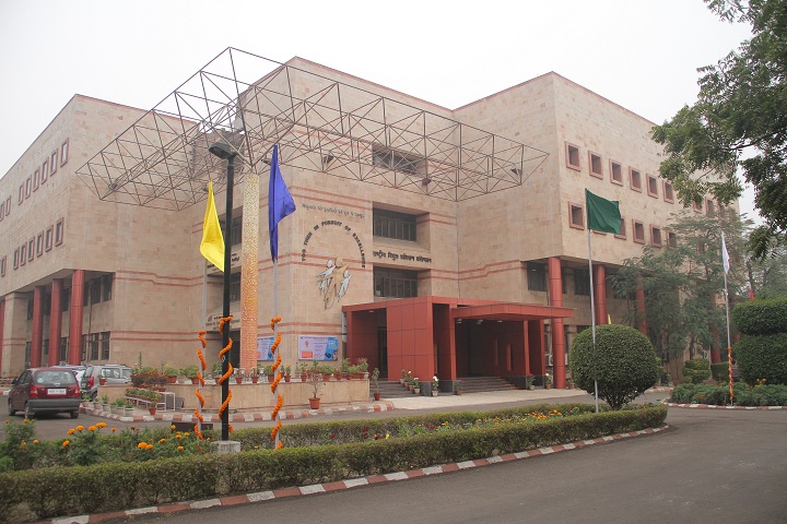 https://cache.careers360.mobi/media/colleges/social-media/media-gallery/3664/2019/1/8/Campus View of National Power Training Institute Faridabad_Campus-View.jpg